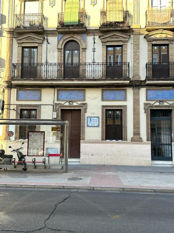Triana Riverside Guesthouse Siviglia Esterno foto