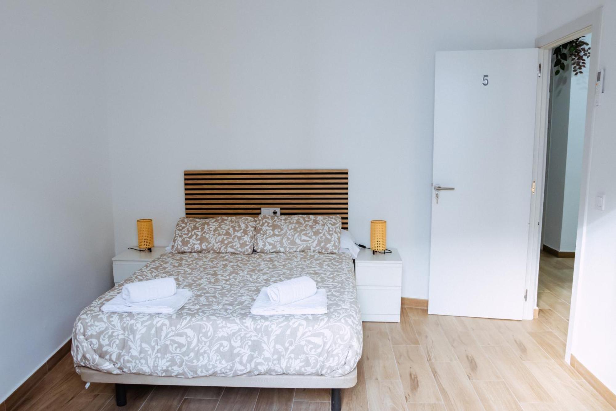 Triana Riverside Guesthouse Siviglia Esterno foto