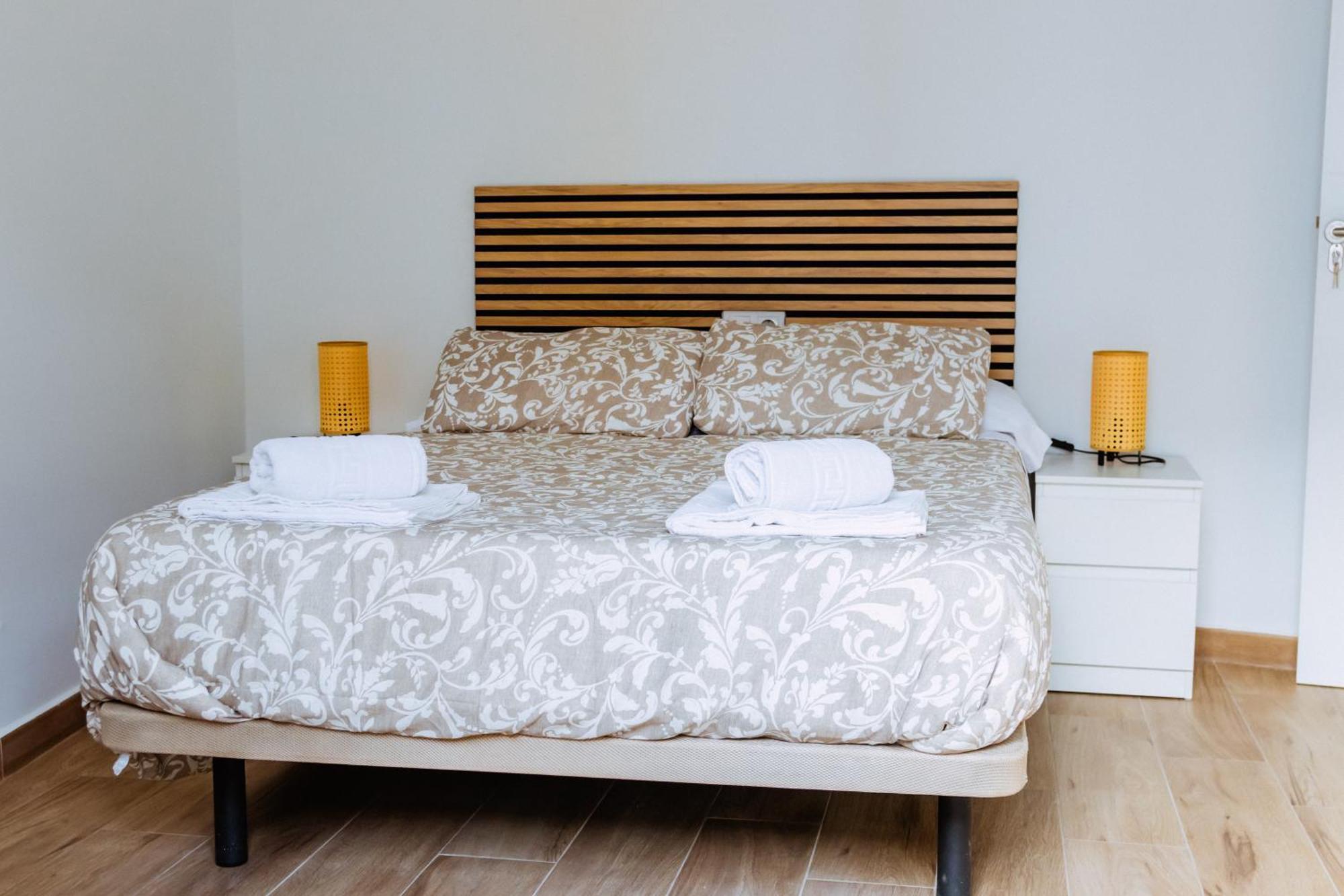 Triana Riverside Guesthouse Siviglia Esterno foto
