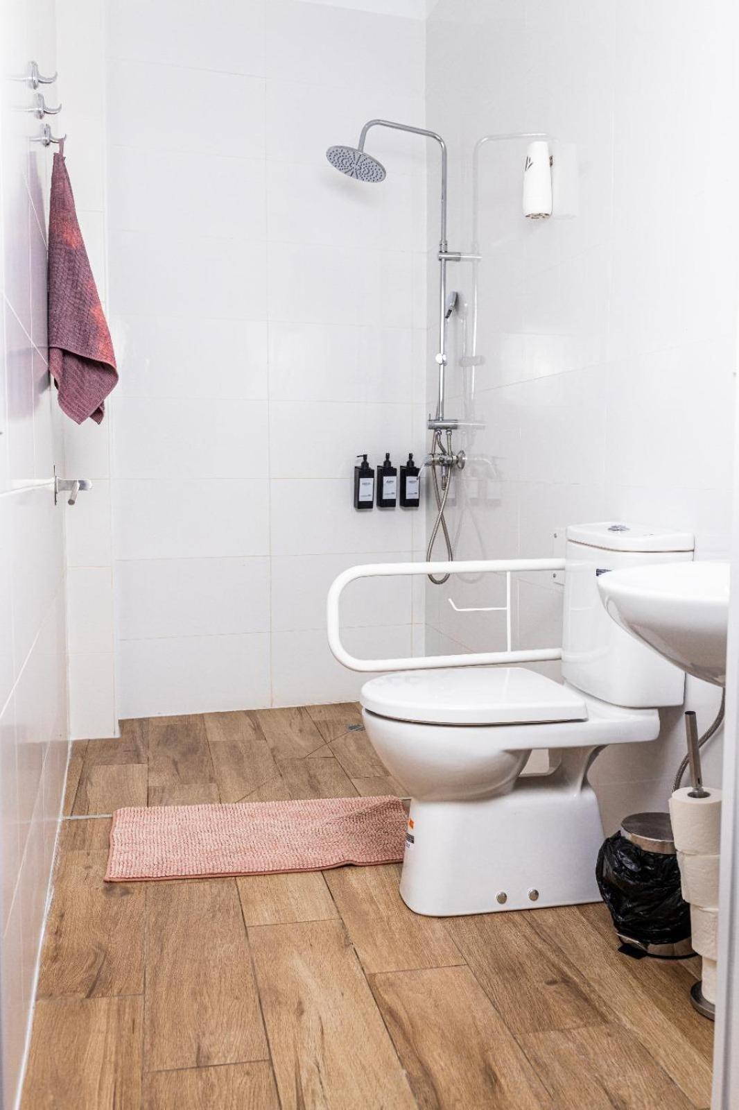 Triana Riverside Guesthouse Siviglia Esterno foto