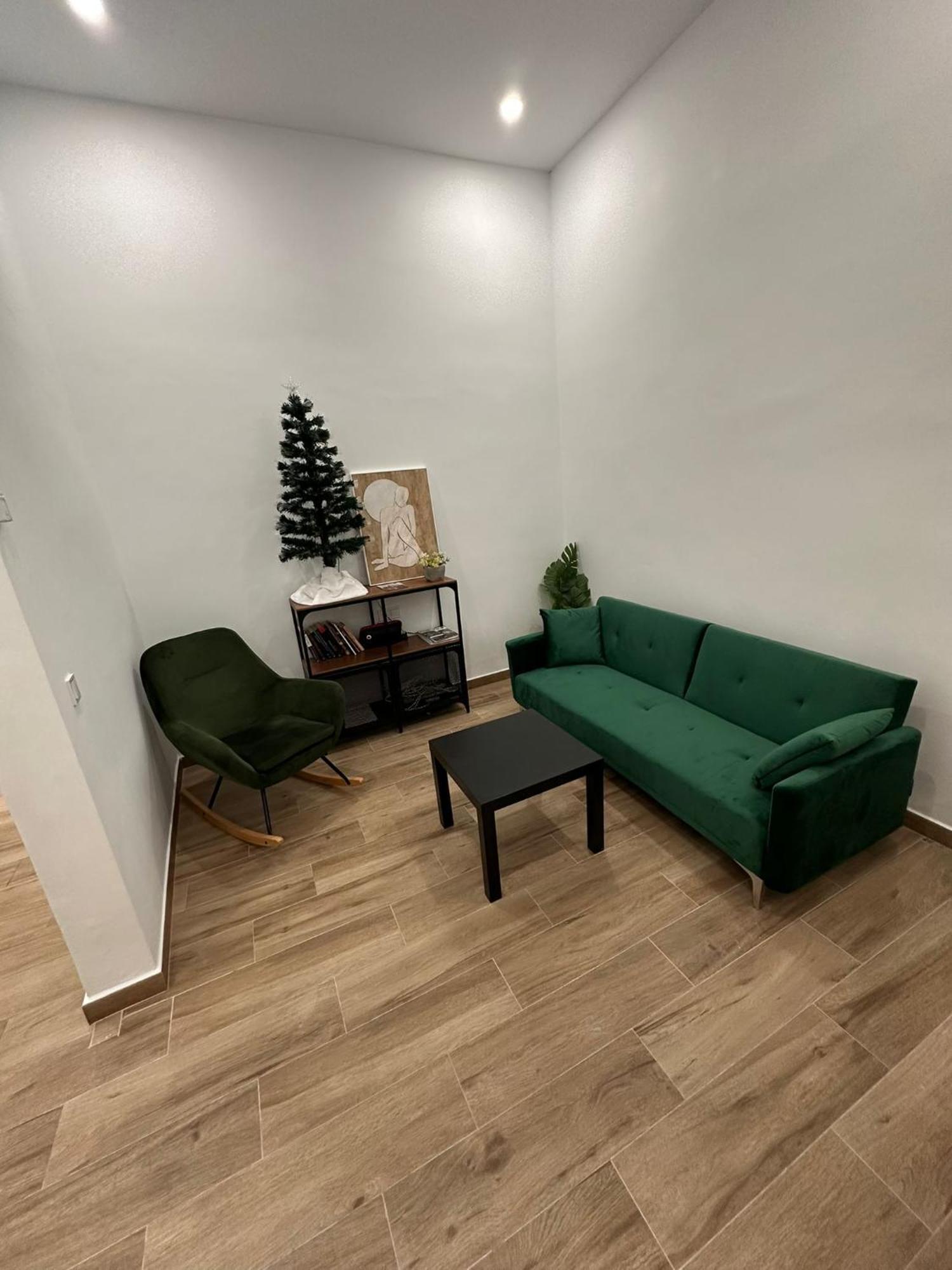 Triana Riverside Guesthouse Siviglia Esterno foto